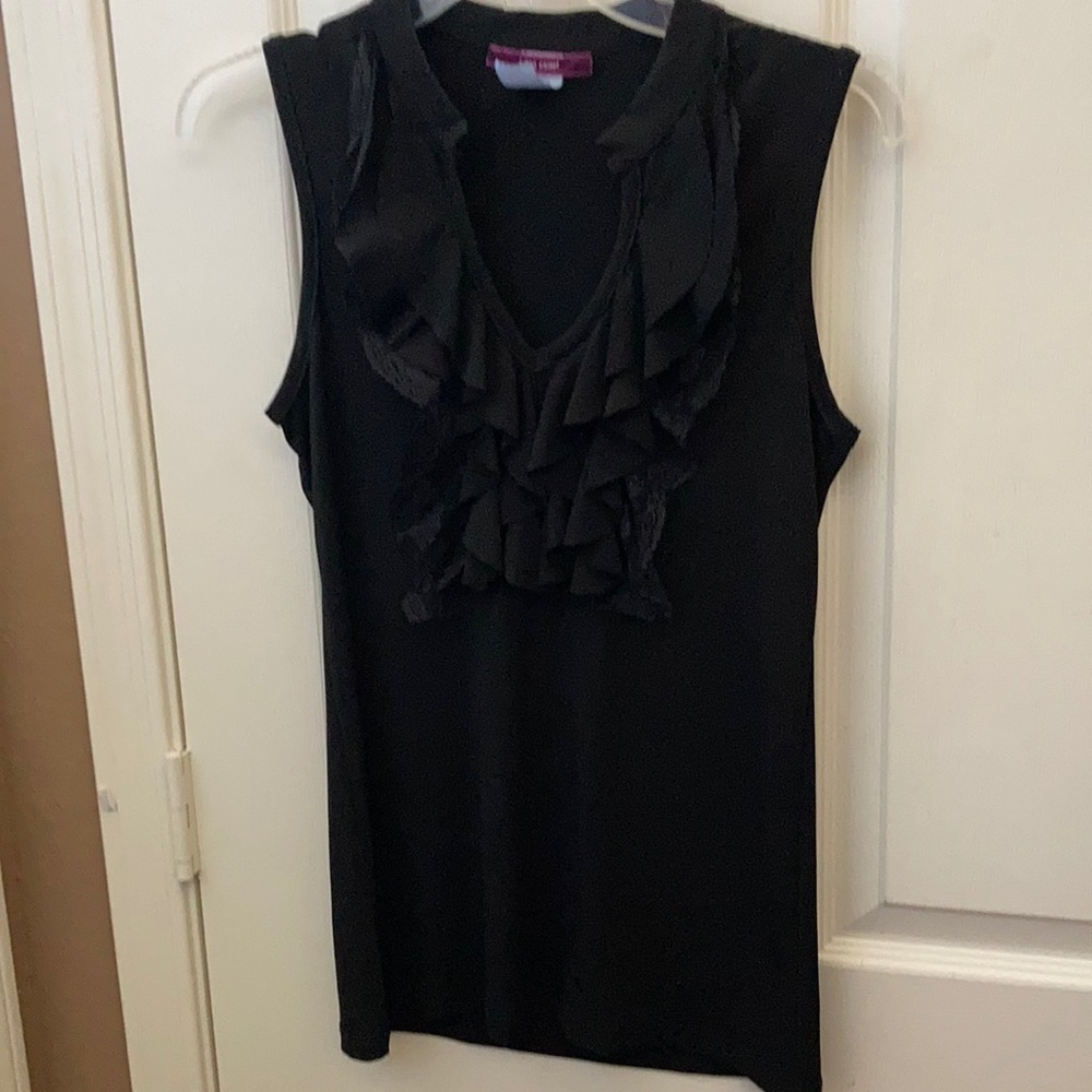 Julies closet ruffle neck top medium